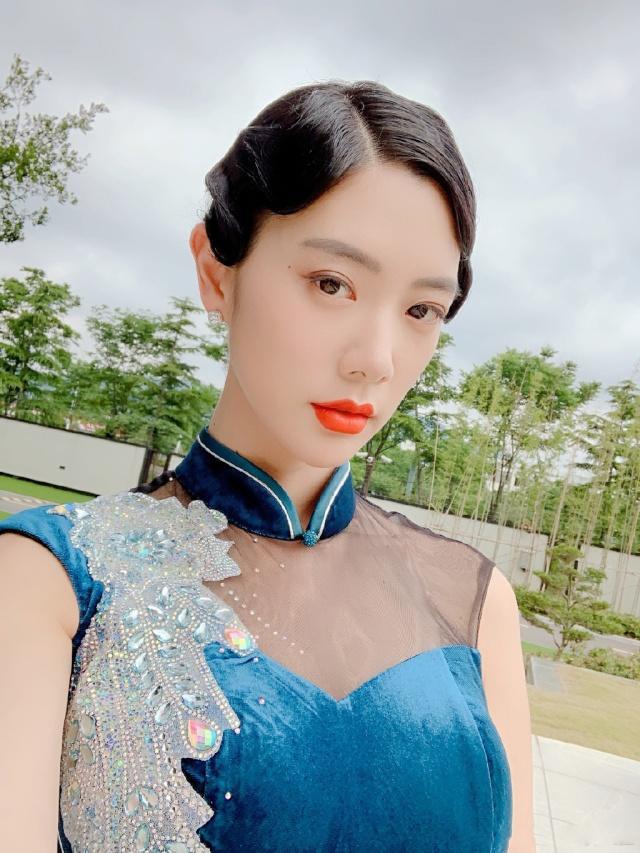 我秀直舞 地下酒吧